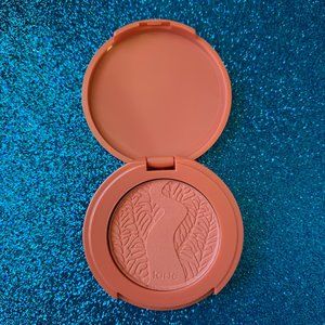 Tarte Amazonian Clay 12-hour blush in Quirky